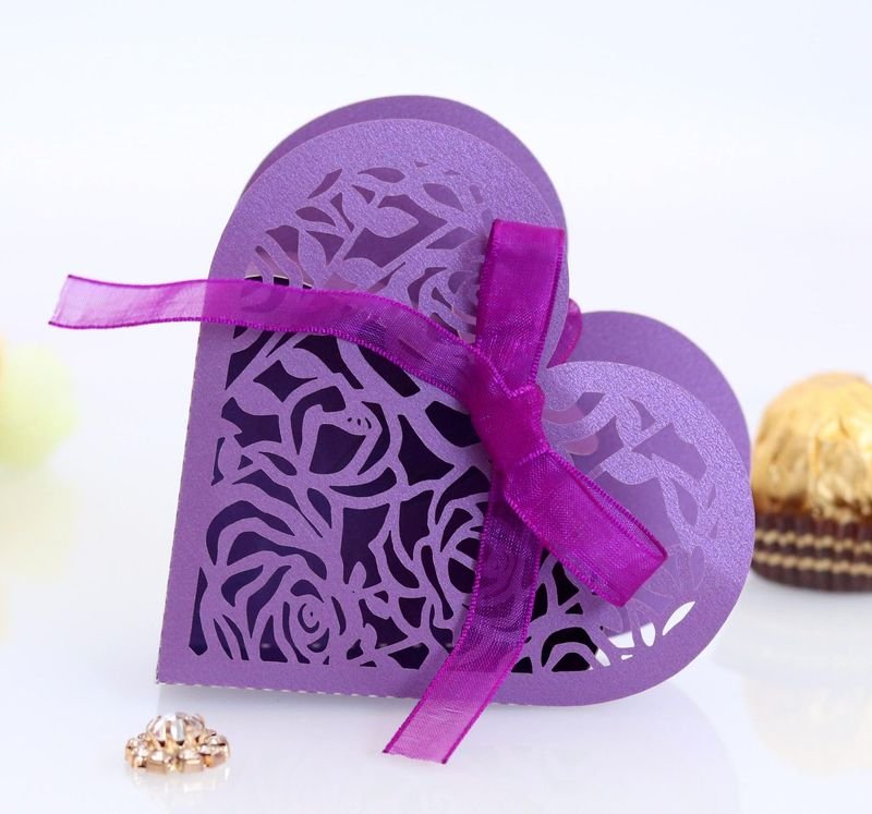 Simple Creative Wedding Party Hollow Rose Candy Packaging Box