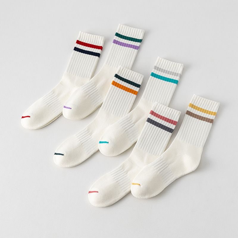 Simple Neutral Stripe Sweat-Absorbent Tube Socks