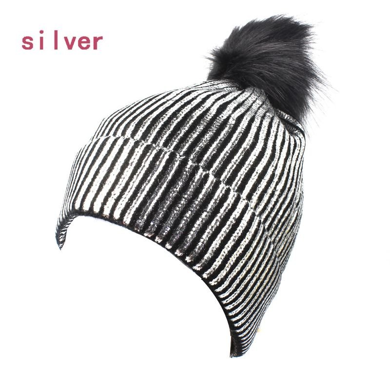 Women Fashion Solid Color Bronzing Pinstripe Warm Knitted Hat