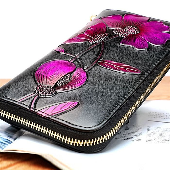 Women Fashion Embossing Decorative Zipper Leather Purse