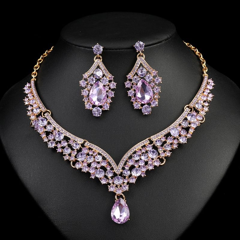 Women Fashion Retro Exaggerated Rhinestone Necklace Earrings Jewelry Set