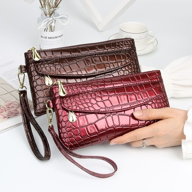 Women Fashion Casual Bright Crocodile Long Purses