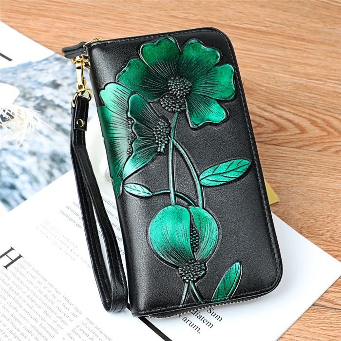 Women Fashion Embossing Decorative Zipper Leather Purse