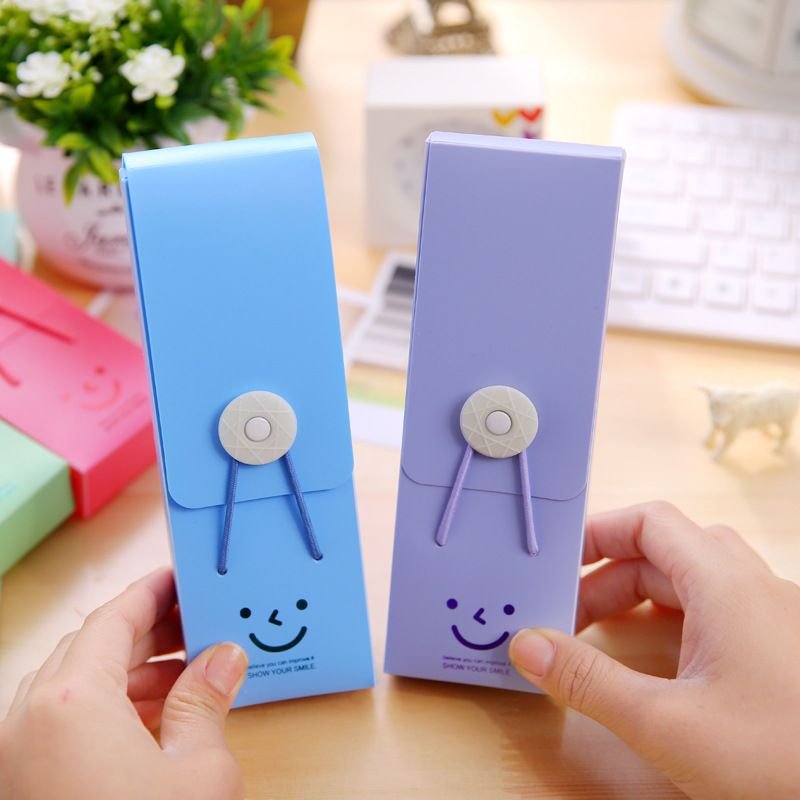 Simple Cartoon Creative Smile Tower Buckle Stationery Pencil Bag