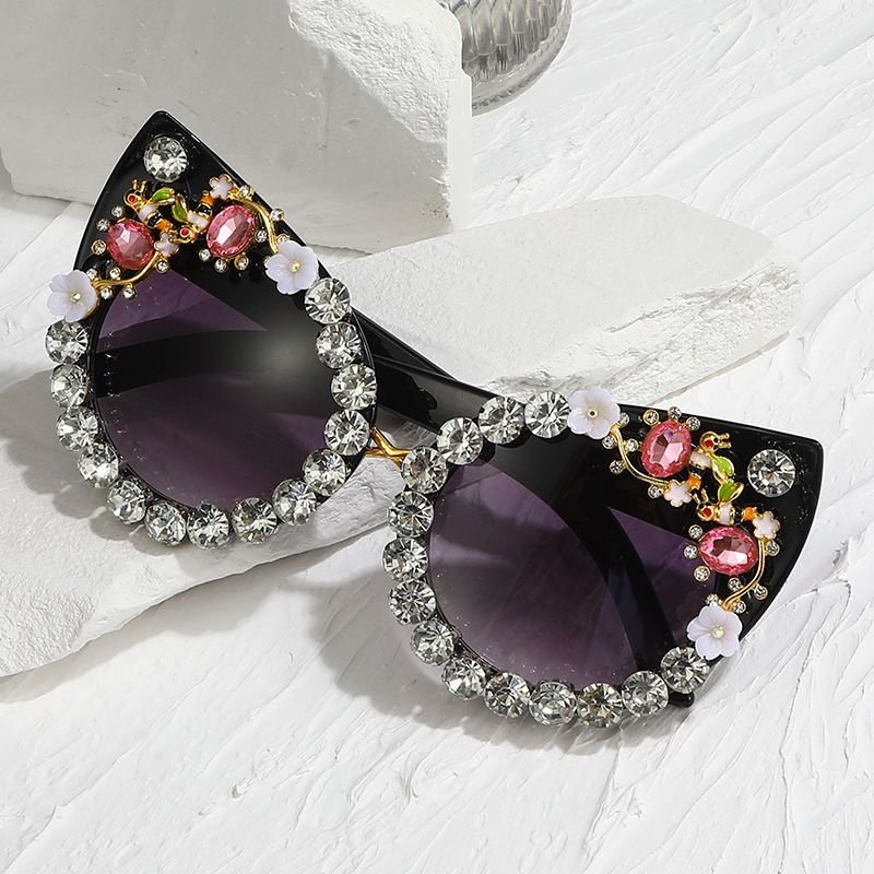 Women Fashion Creative Diamond Eye Sunglasses