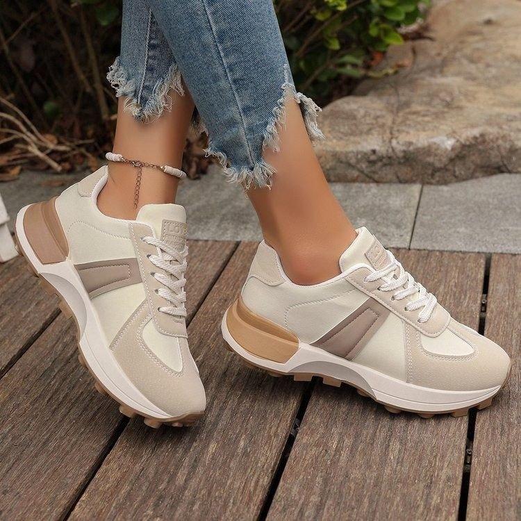 Women Fashion Vintage Round Toe Thick-Soled Lace-Up Sneaker