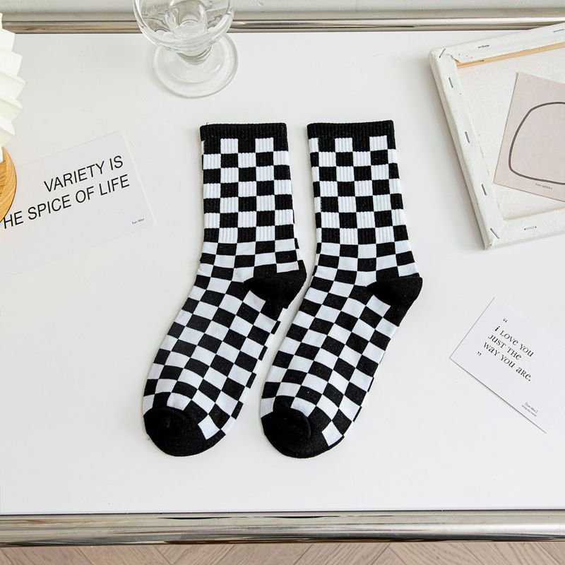 Women Simple Multicolor Checkerboard Socks