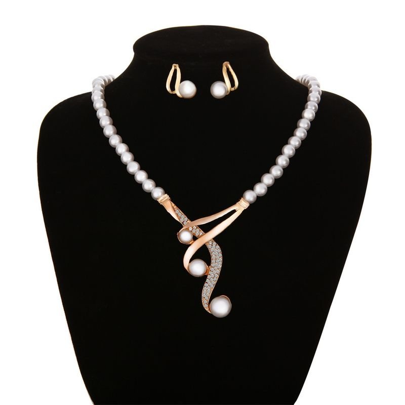 Women Fashion Creative Imitation Pearl Alloy Necklace Earrings Jewelry Set