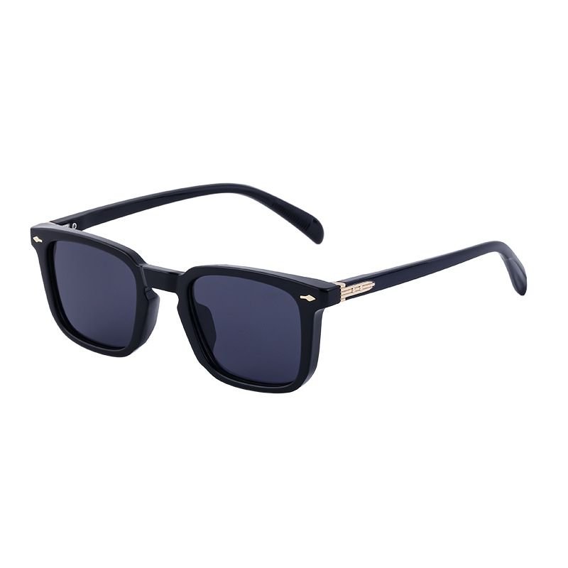 Simple Retro Box Sunglasses
